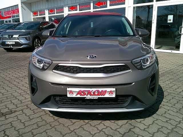 Second-hand Kia Stonic 120 CP (88 kW) 2017 Gri SUV