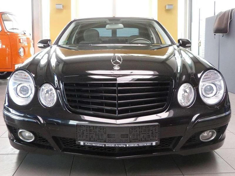 Gebraucht Mercedes E230 204 PS (150 kW) 2007 Obsidianschwarz  metalliclack Limousine