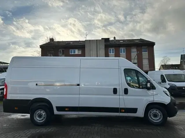 Gebraucht Fiat Ducato 140 PS (102 kW) 2021 Weiss (pastell)) (weiss Van