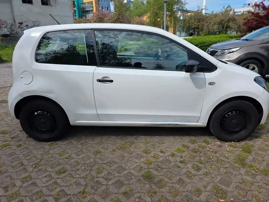 Gebraucht Seat Mii 60 PS (44 kW) 2015 Weiß Kleinwagen