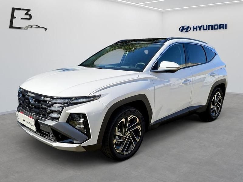 Atlas white / sol Neu 2025 Hyundai Tucson Prime SUV | 42.990 € (Fairer Preis) - Bild 1/4