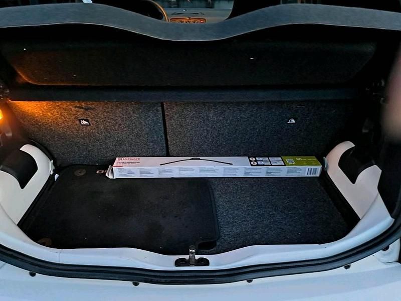 Gebraucht Skoda Citigo 60 PS (44 kW) 2016 Weiß Kleinwagen