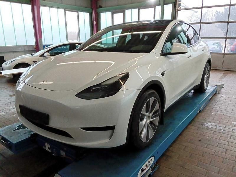 Gebraucht Tesla Model Y 378 kW (514 PS) 2022 Weiß SUV