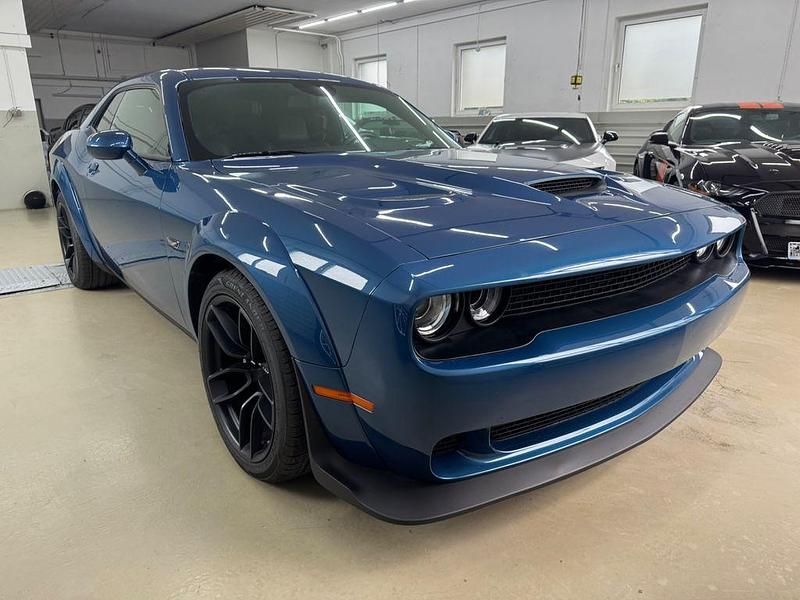 Gebraucht Dodge Challenger 492 PS (361 kW) 2020 Blau Coupé
