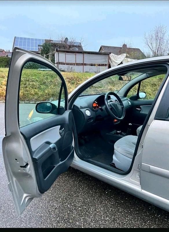 Gebraucht Citroën C3 Exclusive 73 PS (53 kW) 2003 Gold Kleinwagen