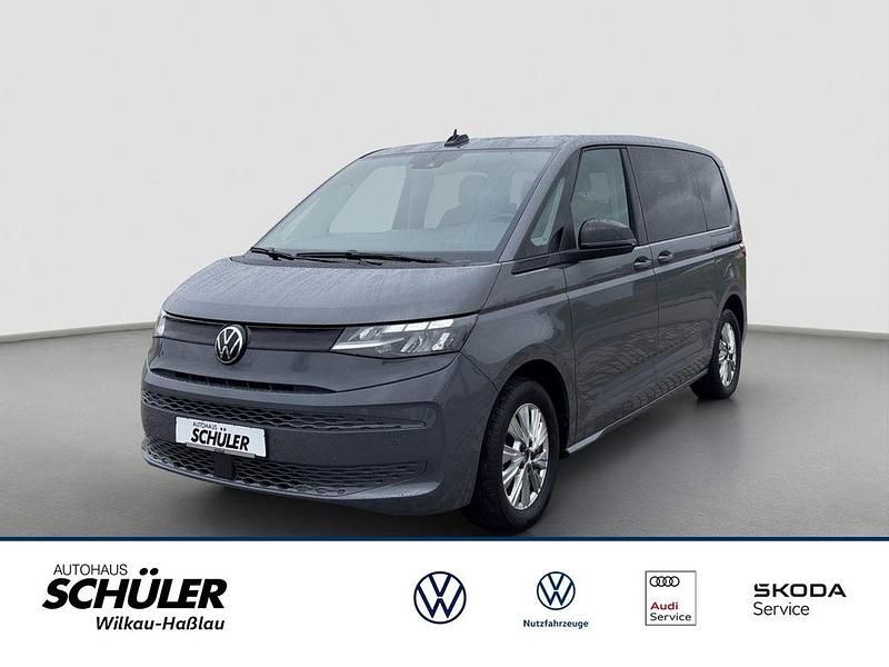 Second-hand VW Multivan Basis 150 CP (110 kW) 2023 Gri Van