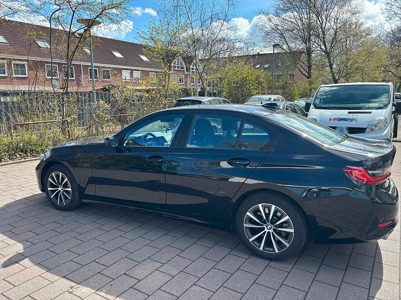 Gebraucht BMW 330 286 PS (210 kW) 2021 Schwarz Limousine