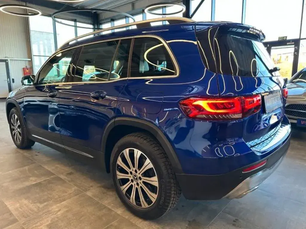 Gebraucht Mercedes GLB200 150 PS (110 kW) 2022 Blau SUV