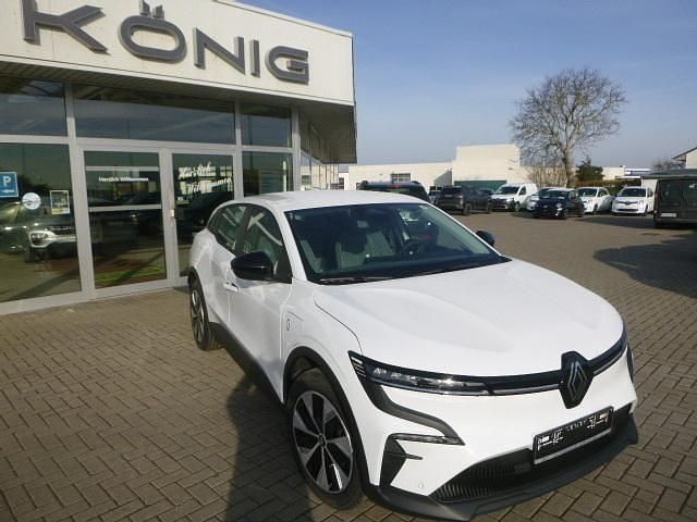 Gebraucht Renault Megane E-Tech Evolution 55 kW (75 PS) 2023 Weiß Limousine