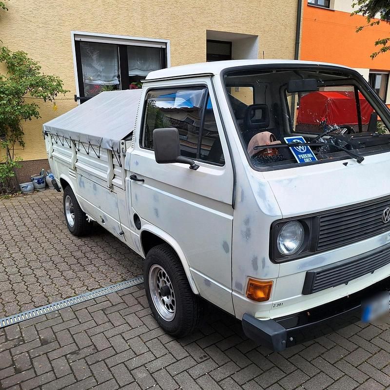 Second-hand VW T3 96 CP (70 kW) 1984 Alb Van