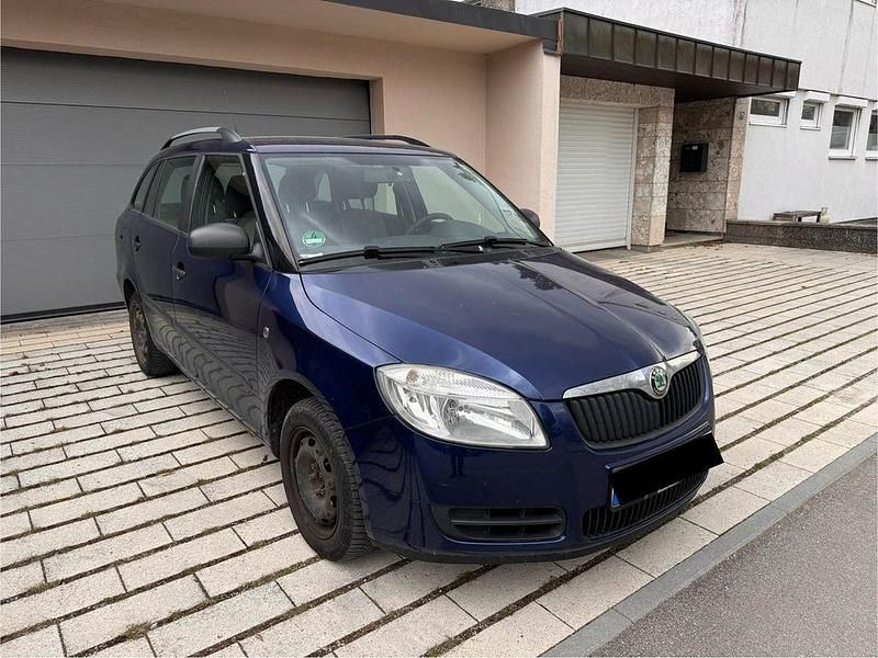 Gebraucht Skoda Fabia Cool Edition 69 PS (50 kW) 2009 Blau Limousine