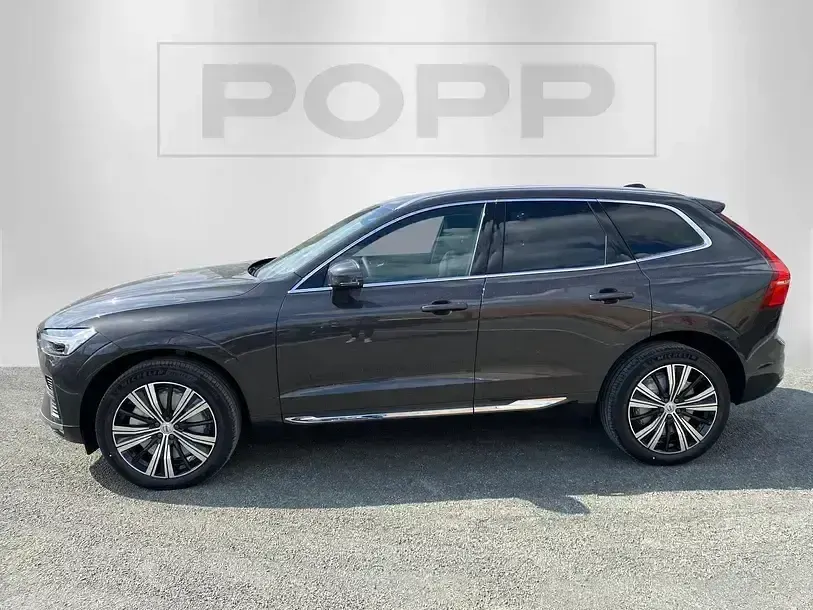 Gebraucht Volvo XC60 Plus 197 PS (144 kW) 2023 Grau SUV