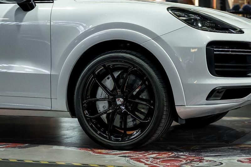 Gebraucht Porsche Cayenne Turbo 549 PS (403 kW) 2019 Weiß SUV