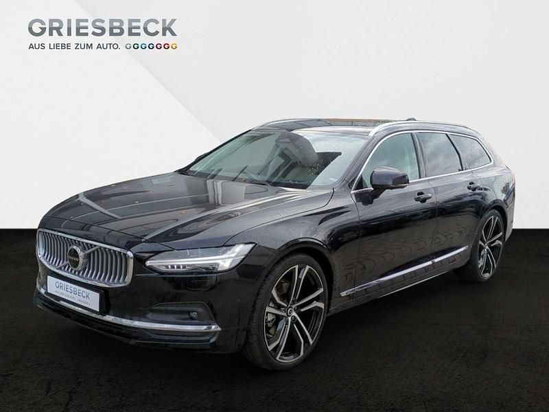 Gebraucht Volvo V90 Ultimate 197 PS (144 kW) 2024 Onyx black / metallic Kombi