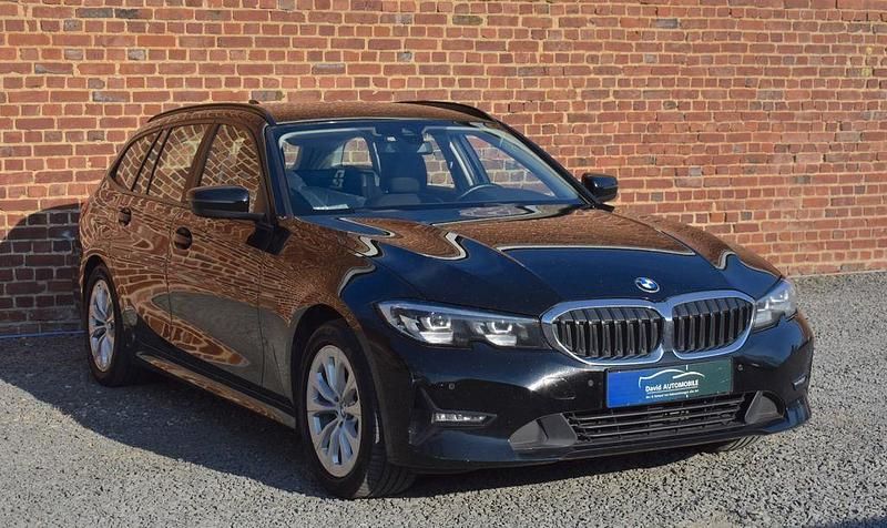 Gebraucht BMW 320 Advantage 190 PS (139 kW) 2020 Schwarz Kombi