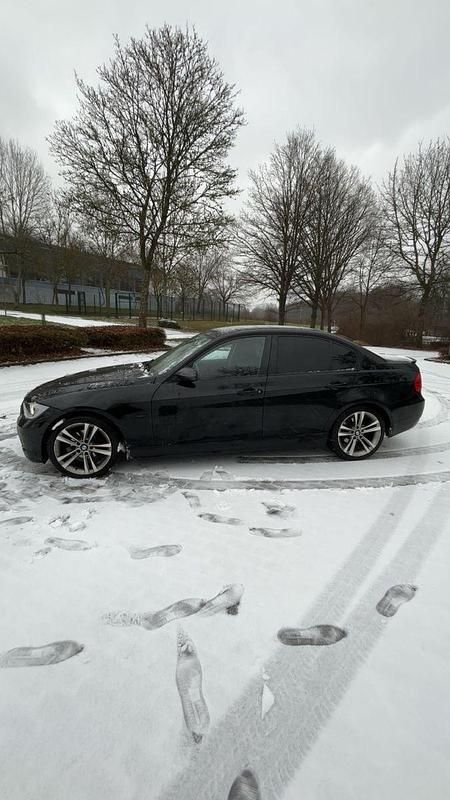 Gebraucht BMW 320 150 PS (110 kW) 2006 Schwarz Limousine