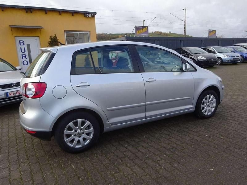 Gebraucht VW Golf V 105 PS (77 kW) 2007 Silber Limousine