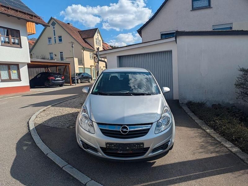 Gebraucht Opel Corsa Edition 75 PS (55 kW) 2007 Silber Kleinwagen