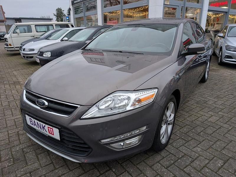 Gebraucht Ford Mondeo Trend 145 PS (106 kW) 2011 Braun Limousine