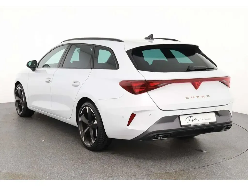 Gebraucht Cupra Leon 150 PS (110 kW) 2025 Nevada weiß metallic Kombi
