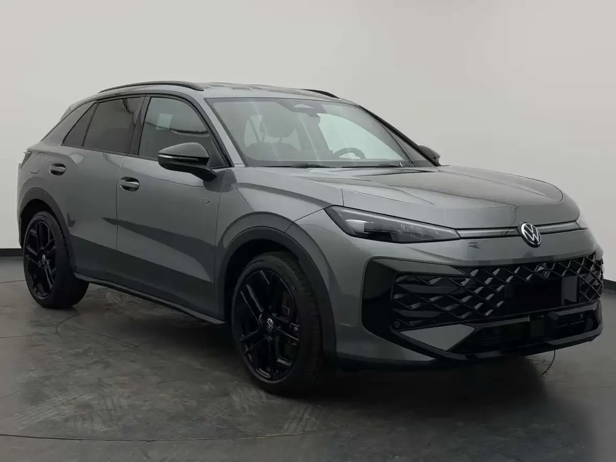 Neu VW T-Roc R-line 150 PS (110 kW) 2026 Grau SUV