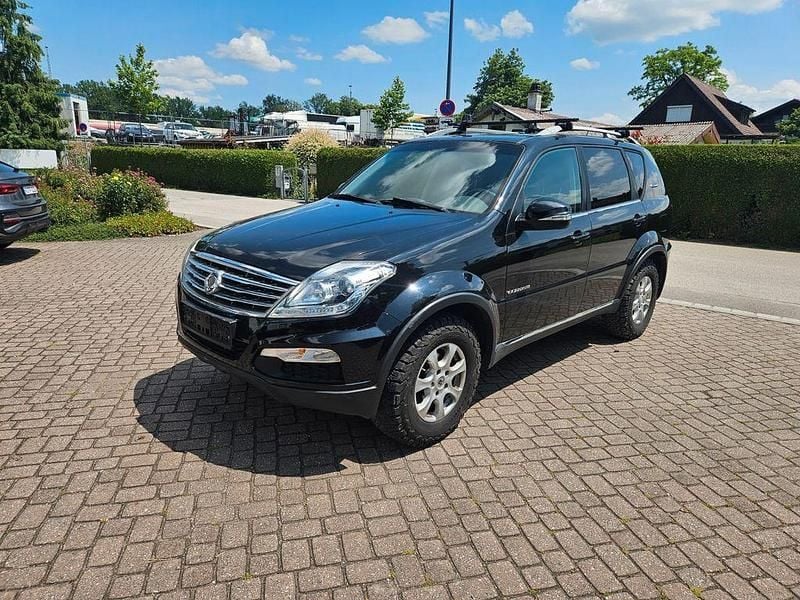 Gebraucht Ssangyong (KGM) Rexton Crystal 178 PS (130 kW) 2016 Schwarz SUV