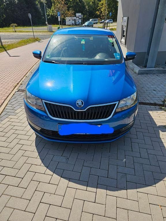 Blau Gebraucht 2017 Skoda Rapid Active Limousine | 7.300 € (Fairer Preis) - Bild 1/4