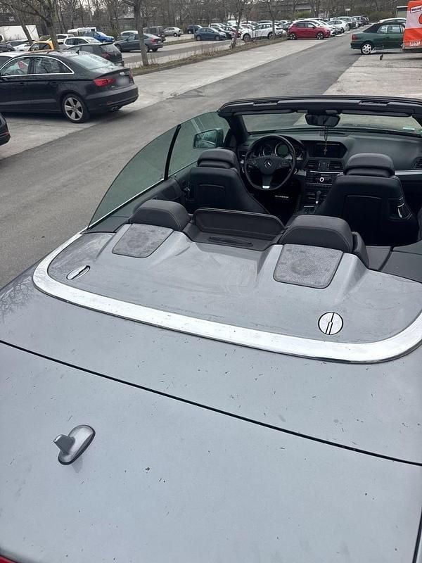 Gebraucht Mercedes E250 Edition 204 PS (150 kW) 2010 Grau Cabrio