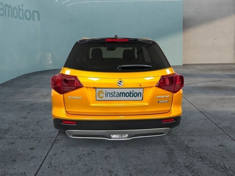 Gebraucht Suzuki Vitara Comfort+ 116 PS (85 kW) 2023 Gelb SUV