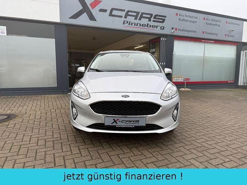 Gebraucht Ford Fiesta Cool & Connect 101 PS (74 kW) 2019 Silber Limousine