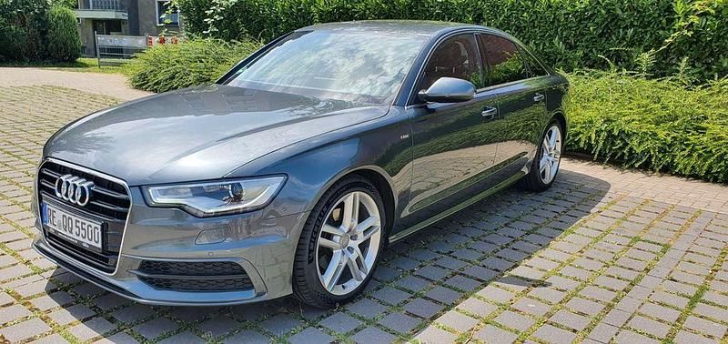 Gebraucht Audi A6 Ambiente 177 PS (130 kW) 2014 Grau Limousine