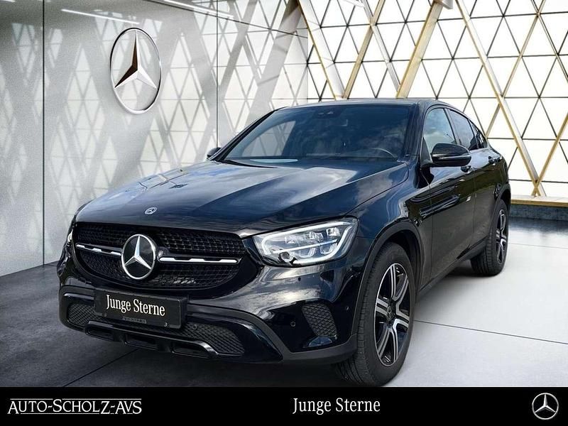 Unilack schwarz Gebraucht 2023 Mercedes GLC220 Night Coupé | 45.987 € - Bild 1/3
