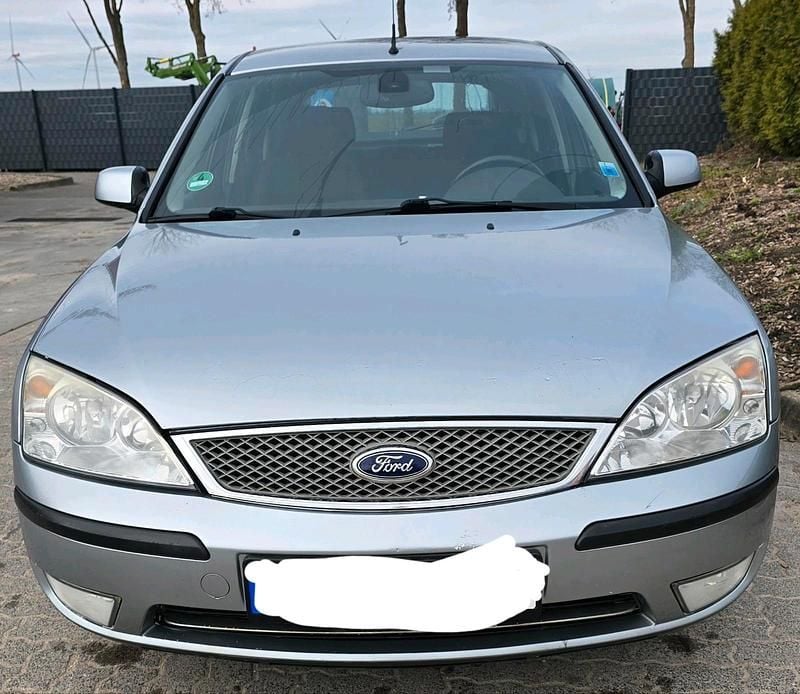 Gebraucht Ford Mondeo 125 PS (91 kW) 2004 Grau Limousine