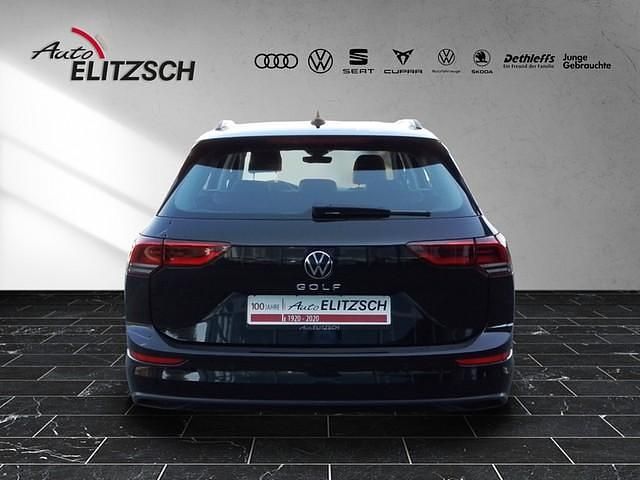Gebraucht VW Golf VIII Life 116 PS (85 kW) 2023 Deep black perleffekt Kombi