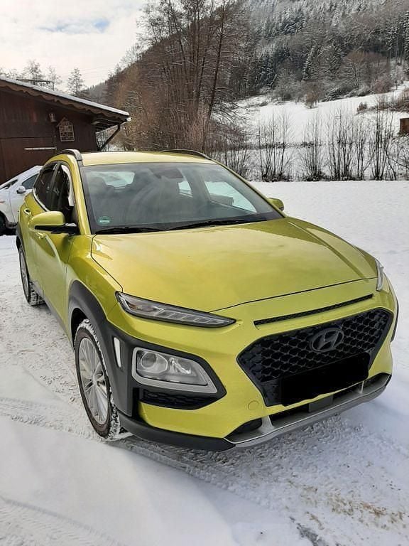 Grün Gebraucht 2017 Hyundai Kona Trend SUV | 10.000 € (Etwas zu teuer) - Bild 1/4