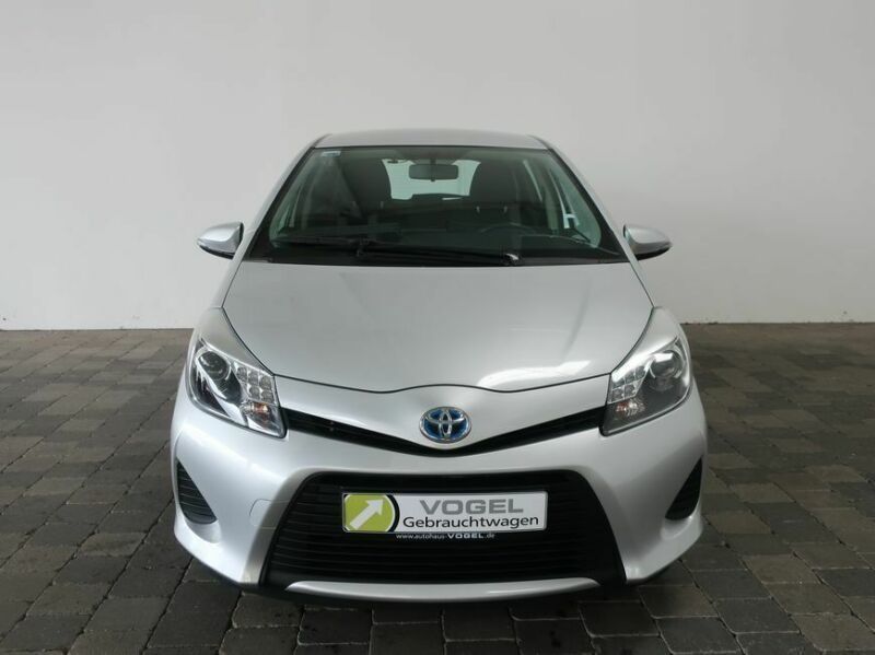 Verkauft Toyota Yaris Hybrid 1.5 VVT-i, gebraucht 2012, 46 ...
