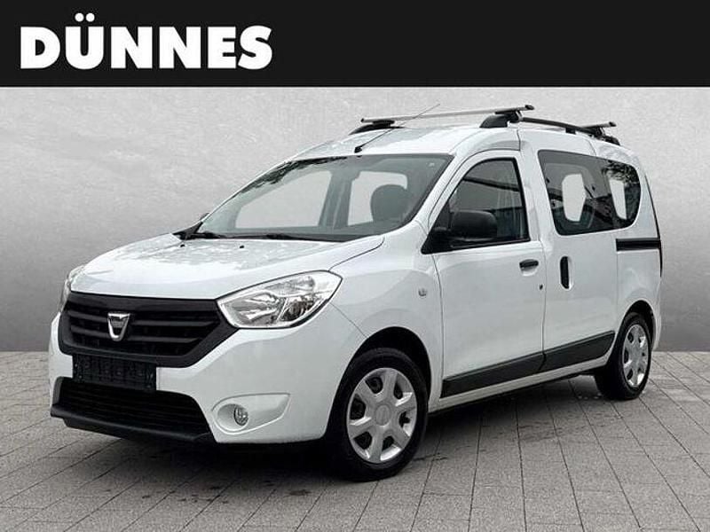 Gebraucht Dacia Dokker Ambiance 102 PS (75 kW) 2016 Gletscherweiß Van / Kleinbus