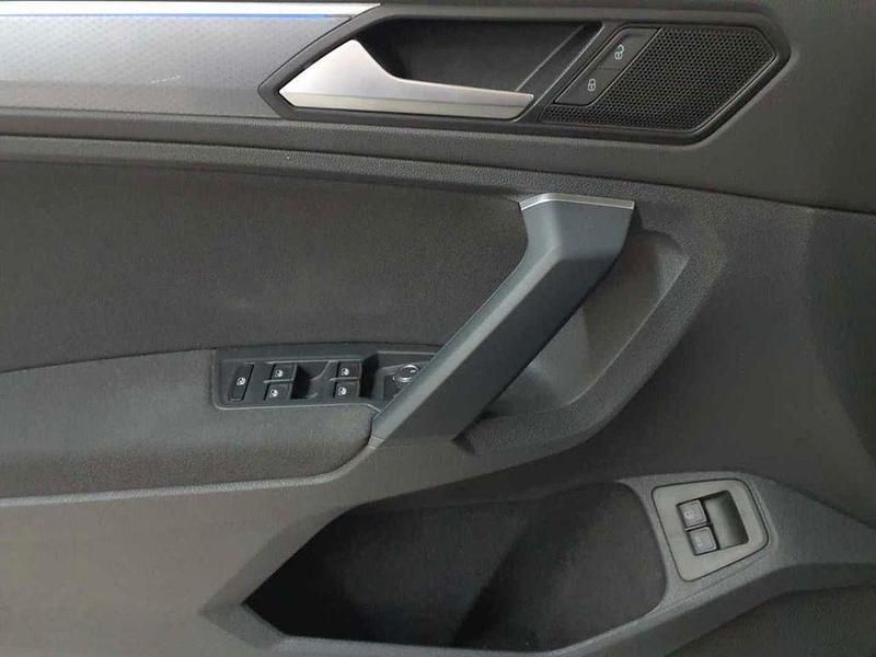 Gebraucht VW Tiguan Active 245 PS (180 kW) 2022 Schwarz SUV