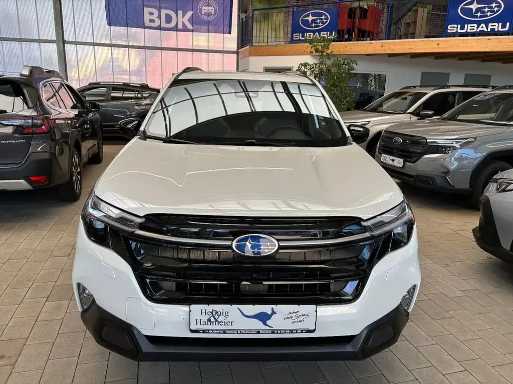 Gebraucht Subaru Forester Platinum 136 PS (100 kW) 2025 Weiß SUV