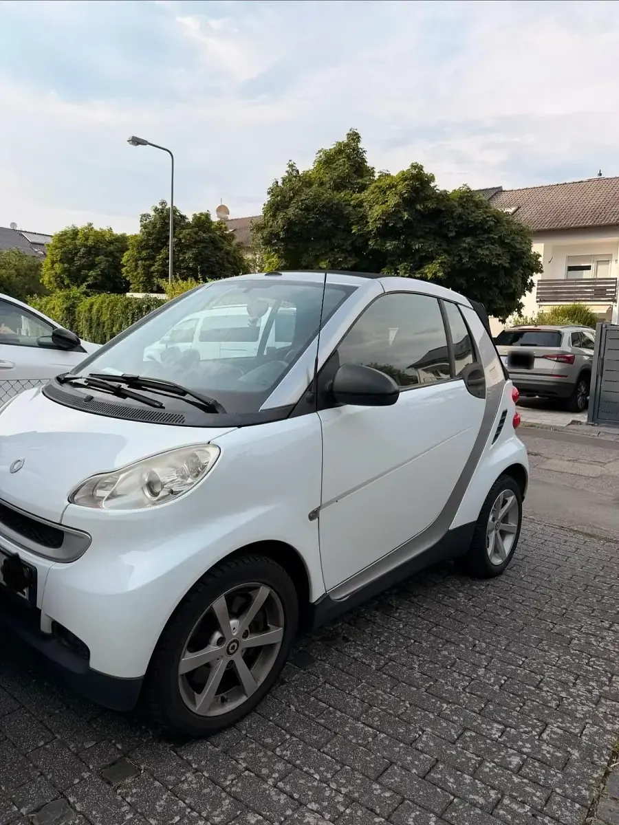Gebraucht Smart ForTwo Cabrio 71 PS (52 kW) 2008 Weiß Cabrio