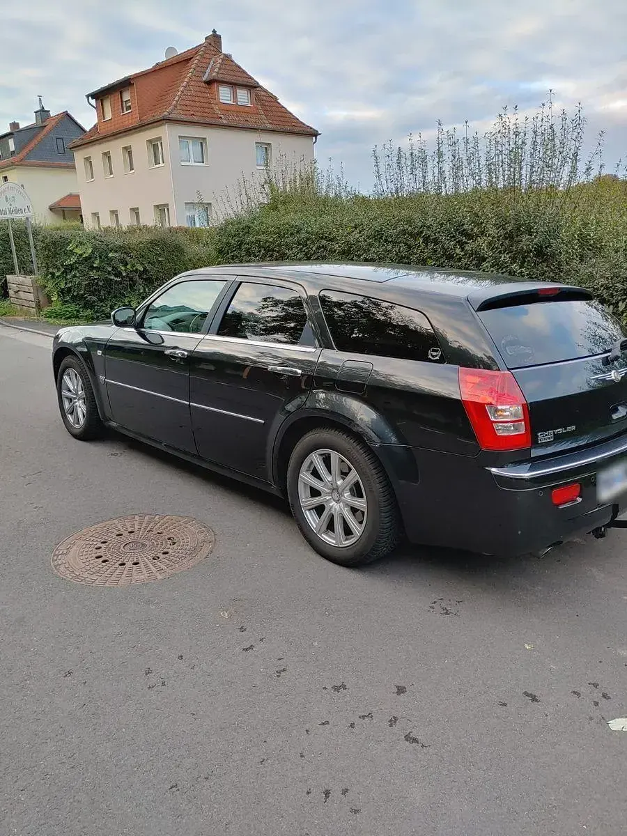 Gebraucht Chrysler 300C Touring 218 PS (160 kW) 2008 Schwarz Kombi