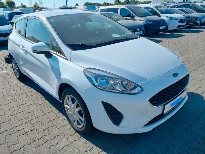 Weiß Gebraucht 2019 Ford Fiesta Trend Kleinwagen | 6.488 € (Guter Preis) - Bild 1/4