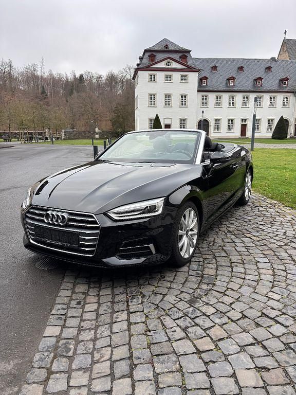 Gebraucht Audi A5 Cabriolet Design 150 PS (110 kW) 2017 Schwarz Cabrio