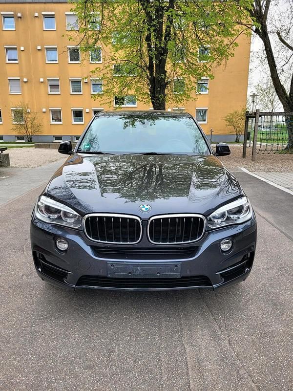Grau Gebraucht 2015 BMW X5 SUV | 26.000 € (Guter Preis) - Bild 1/4