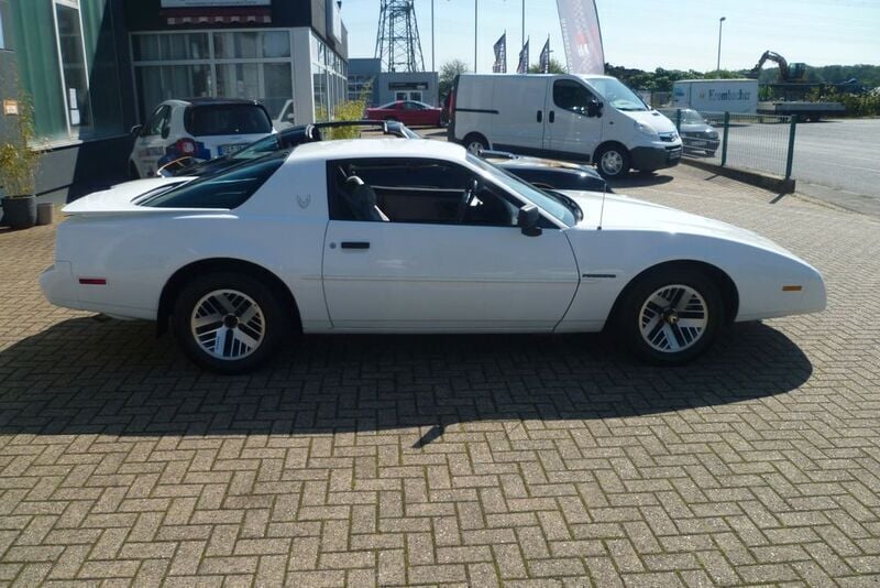 Gebraucht Pontiac Firebird 173 PS (127 kW) 1992 Weiß Coupé