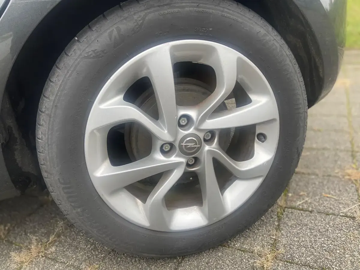 Gebraucht Opel Corsa 90 PS (66 kW) 2017 Grau Kleinwagen