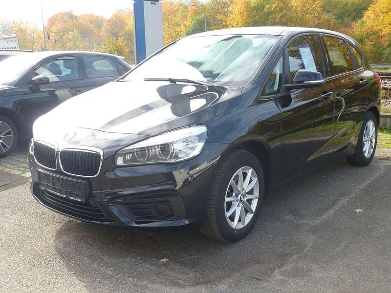 Second-hand BMW 218 136 CP (100 kW) 2017 Negru Monovolum