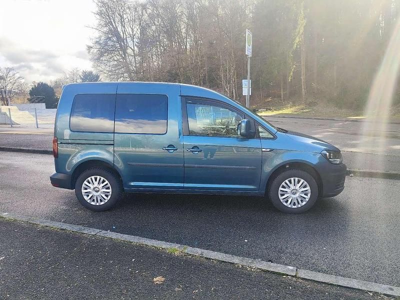Gebraucht VW Caddy Trendline 102 PS (75 kW) 2016 Van / Kleinbus