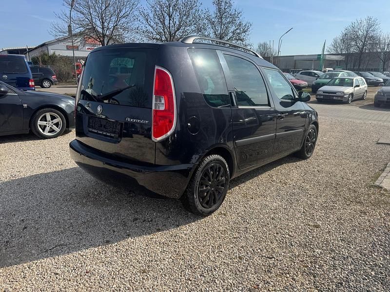Gebraucht Skoda Roomster 69 PS (50 kW) 2009 Schwarz Van / Kleinbus