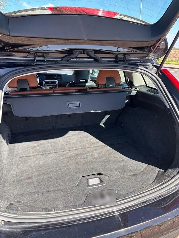 Gebraucht Volvo V60 Summum 230 PS (169 kW) 2013 Schwarz Kombi